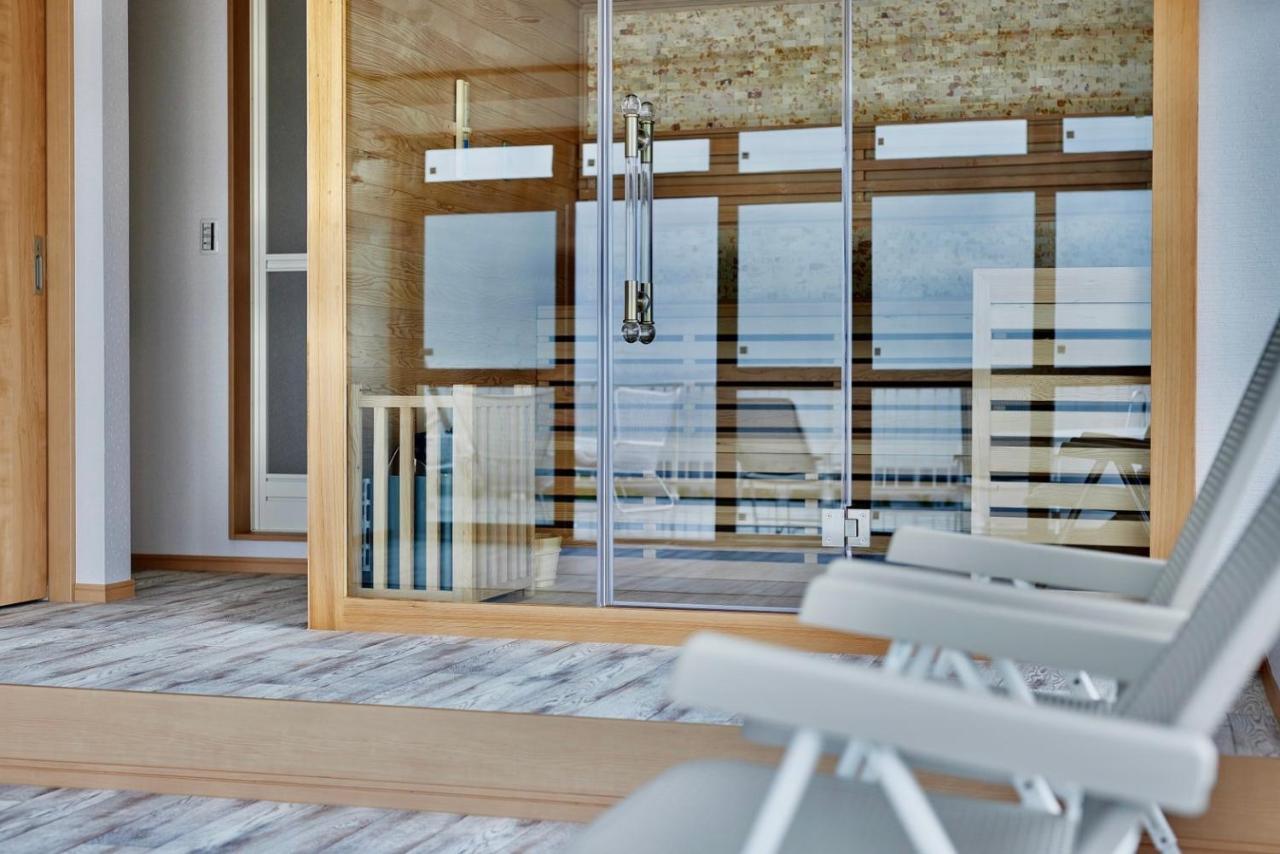 Hotel & Glamping Act Futtsu Экстерьер фото