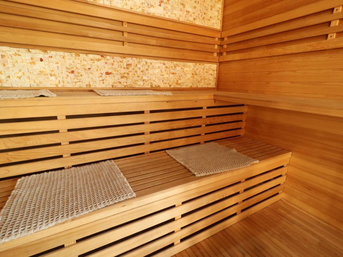 Hotel & Glamping Act Futtsu Экстерьер фото